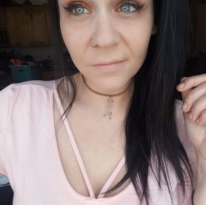 Meet your Posher, Molly